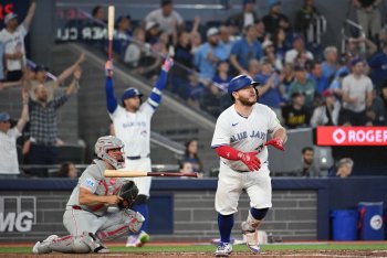 Comebacks, Clutch Hits, and a Kirk Walk-Off: Another Winning Week for the Blue Jays