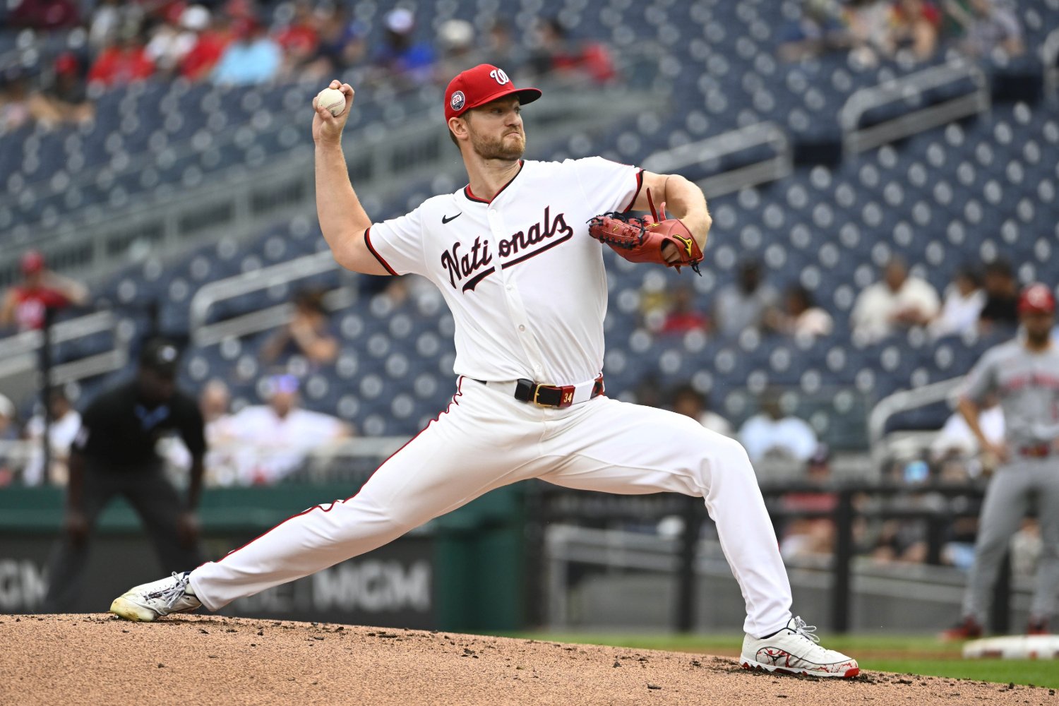 One Blue Jays Trade Target That Could Help Both the Rotation and the Bullpen