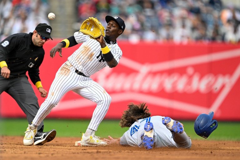 Toronto Blue Jays To Face New York Yankees in ALDS