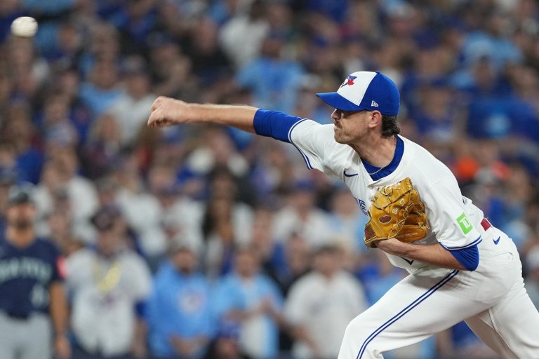 The Blue Jays Are Smart To Be Cautious With Shane Bieber's Arm