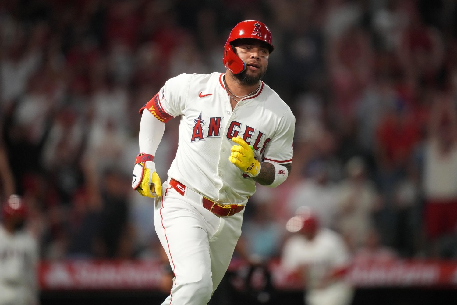 More information about "Report: Blue Jays Were "Monitoring" Yoán Moncada's Market"