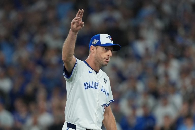 Blue Jays Reunite With Max Scherzer on One-Year Deal